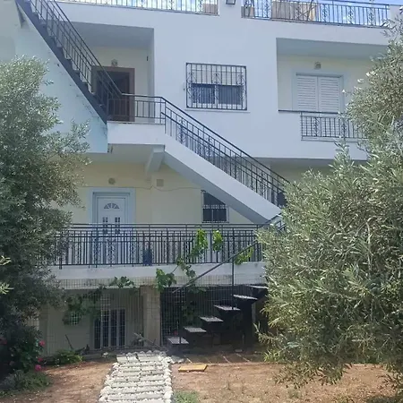 Alexadra's House *