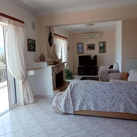 Alexadra's House Апартаменты *