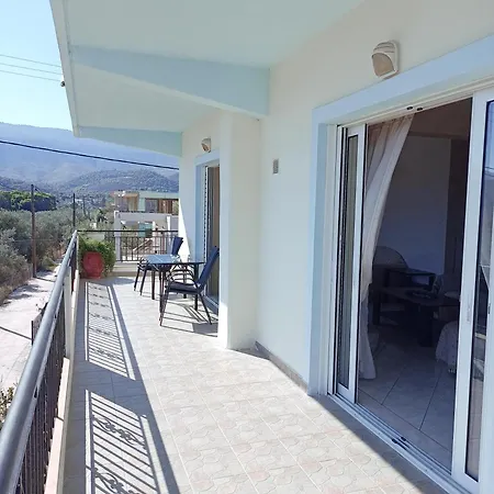 Alexadra's House * Като-Алмири