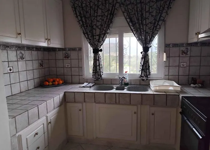 Alexadra's House Апартаменты *